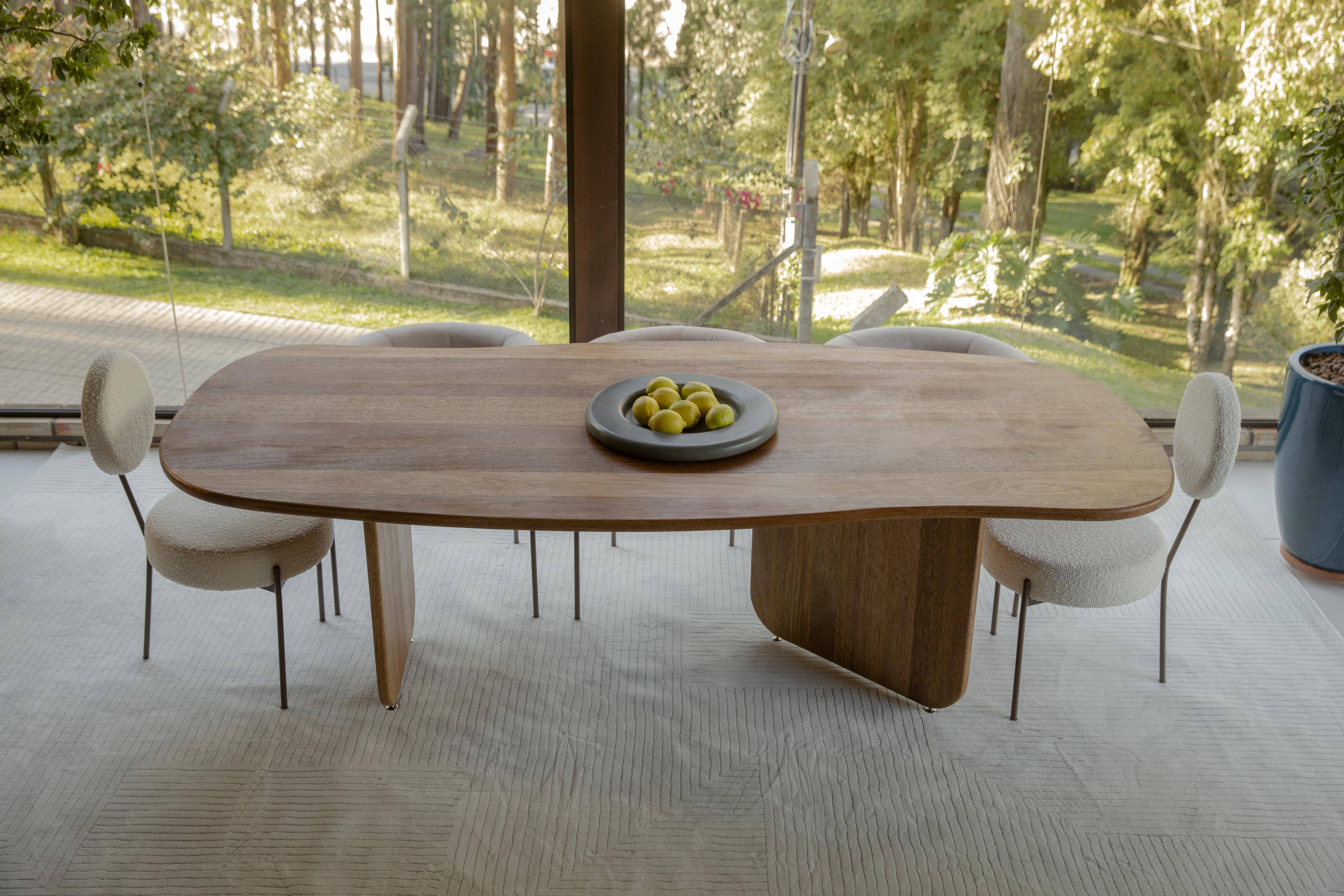 Mesa de Jantar Stone Cedro-Arana