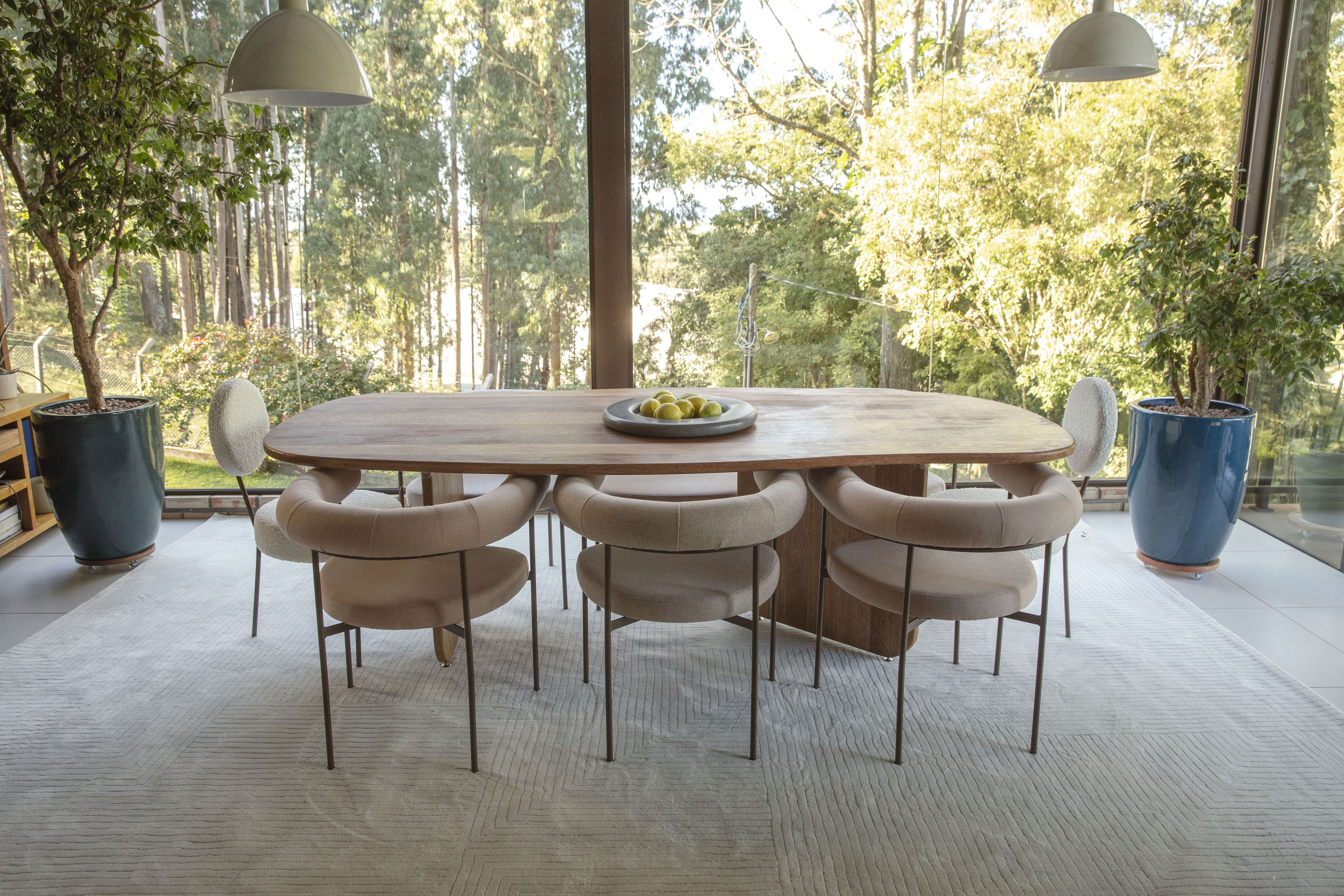 Mesa de Jantar Stone Cedro-Arana