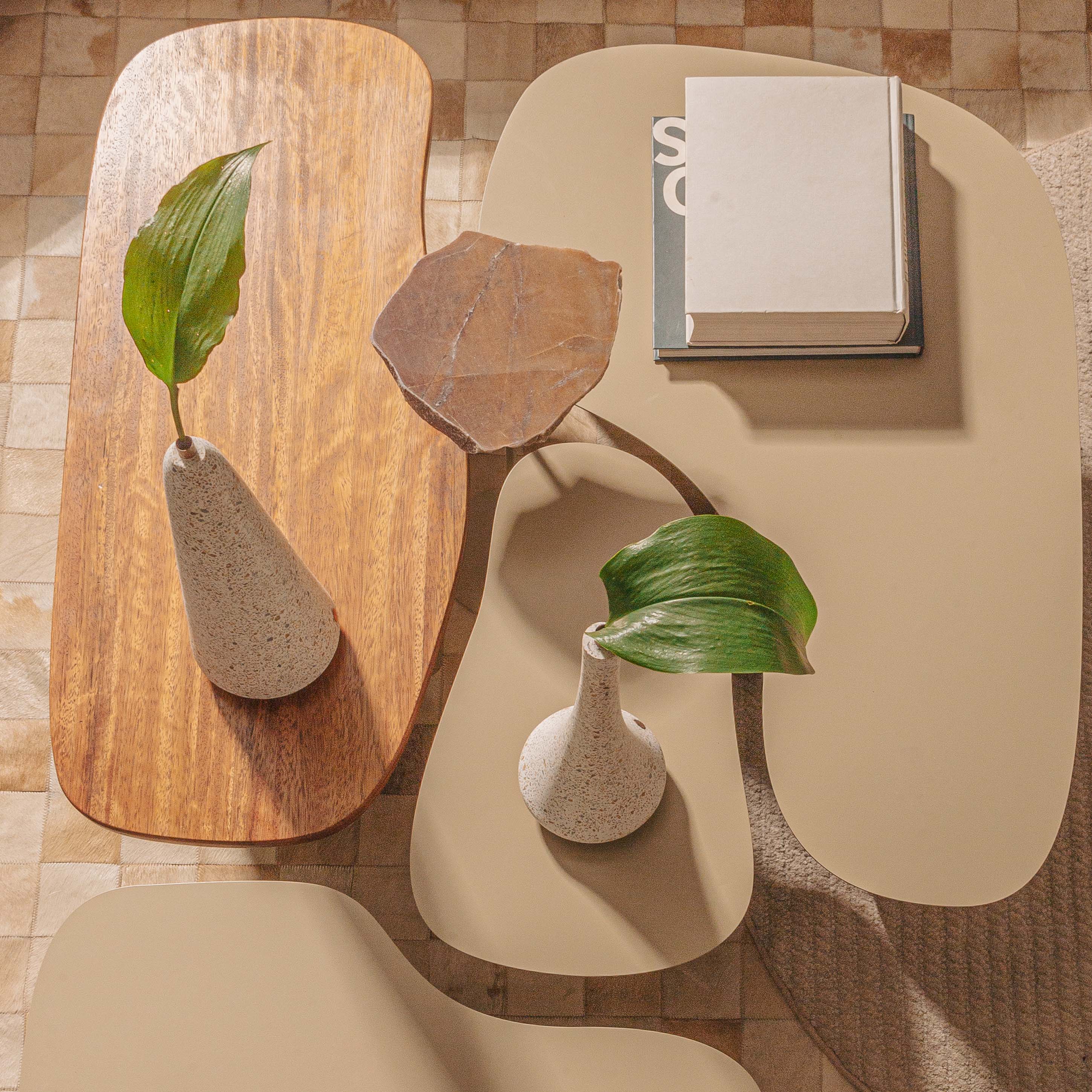 Mesa Stone M Aço Carbono Com Pintura Eletrostática Acabamento Cedro-Arana