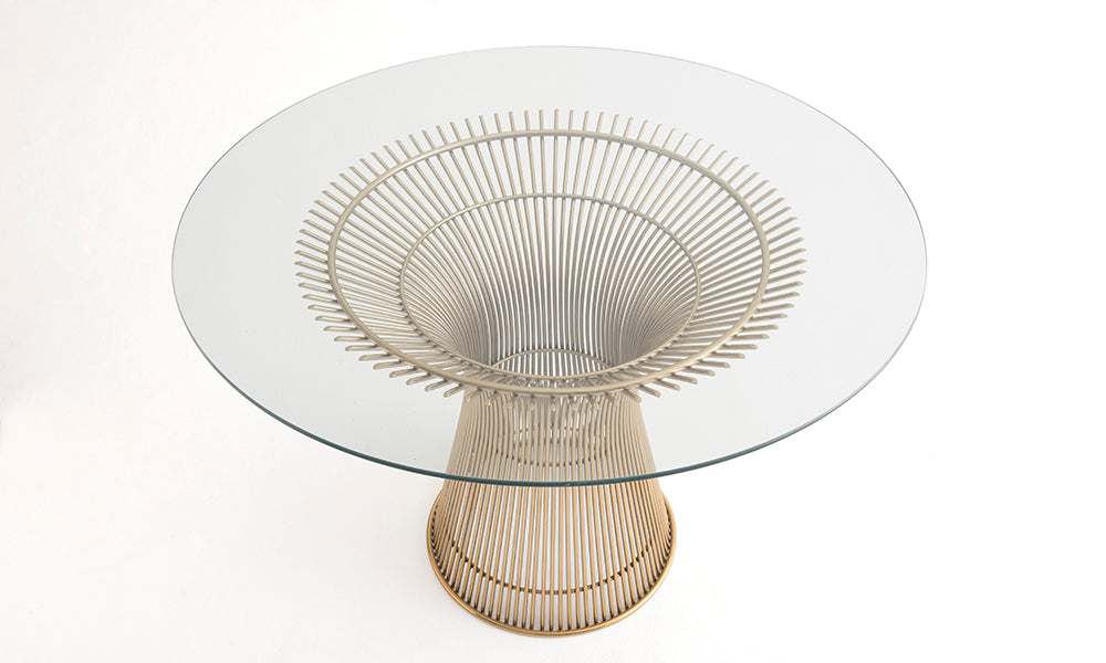 Mesa Jantar Platner Em Inox Com Pintura Dourado e Tampo Vidro Redondo 120cm